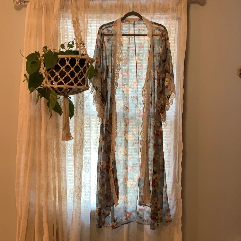 Floral and lace duster kimono